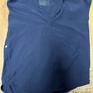 FIGS SOLD OUT RAFAELA OVERSIZED SCRUB TOP AND ZAMORA HIGHWAISTED ZIONFLEX